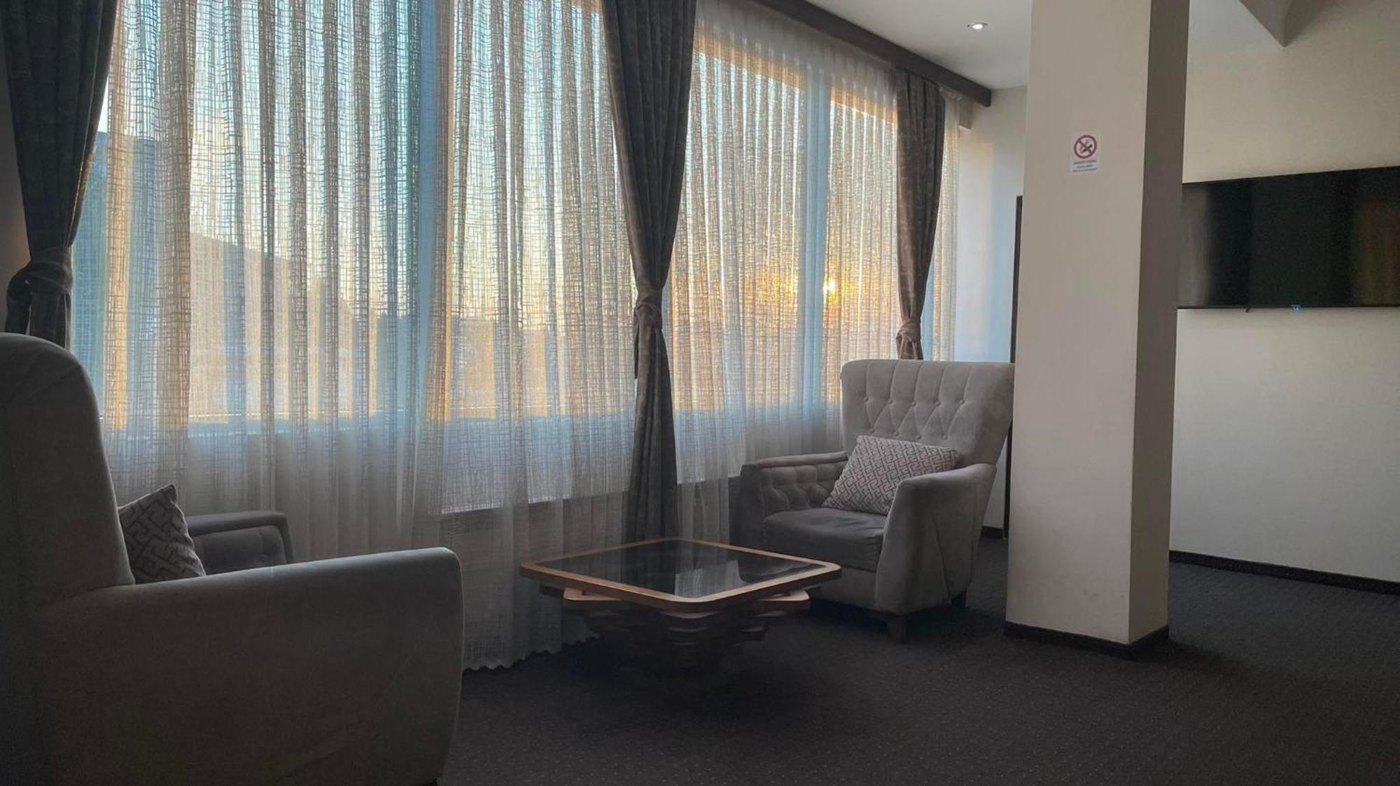 Hotel Emka テトヴォ エクステリア 写真