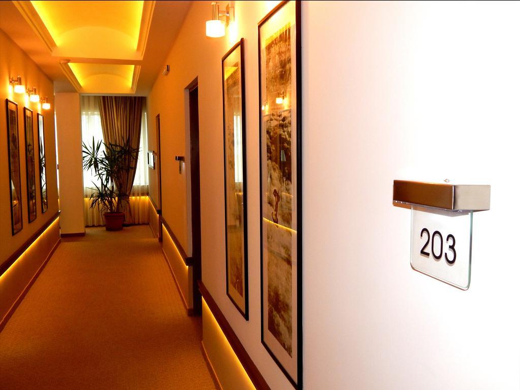 Hotel Emka テトヴォ エクステリア 写真